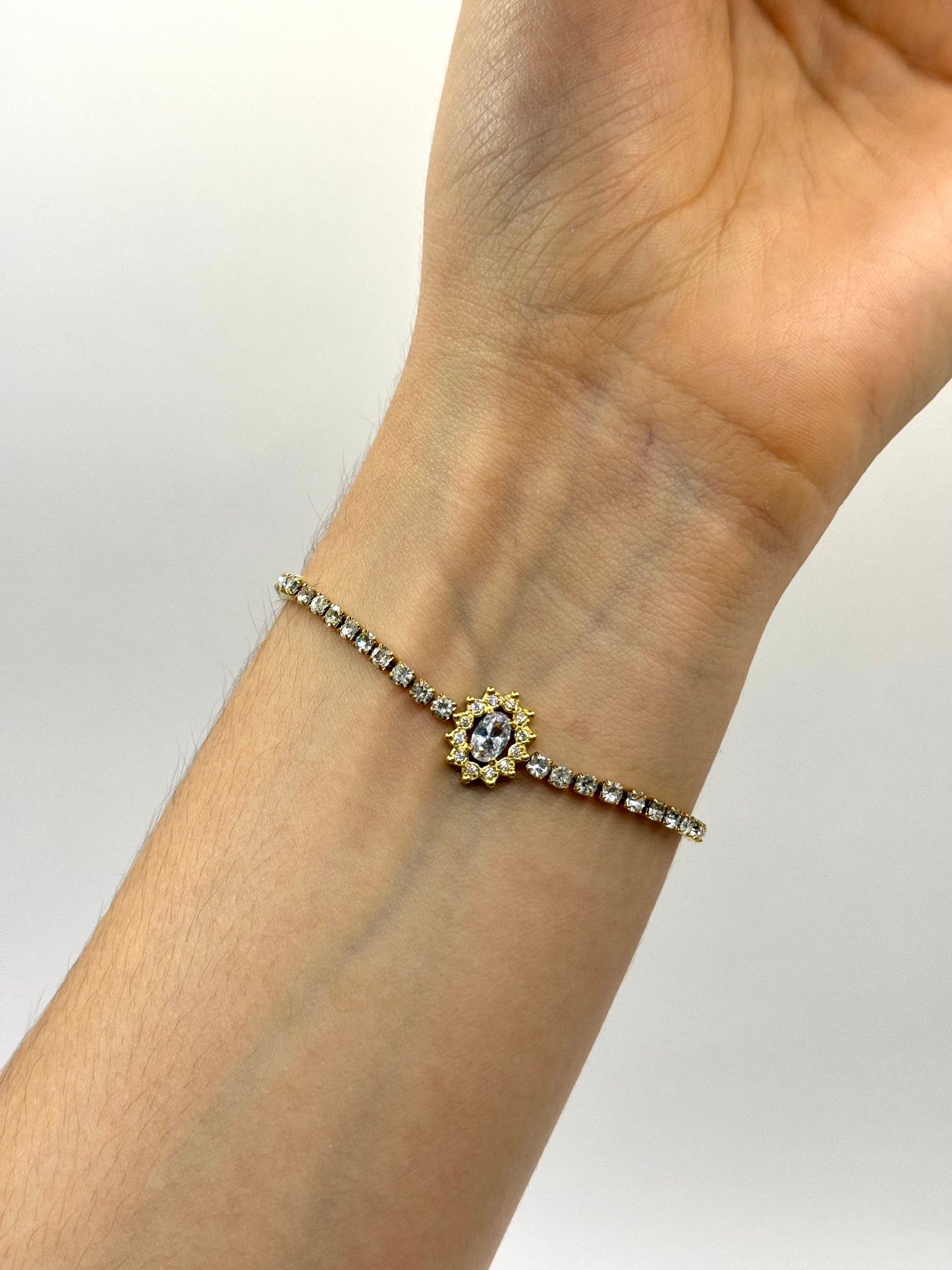 PULSERA FLOR CON ZIRCONIAS