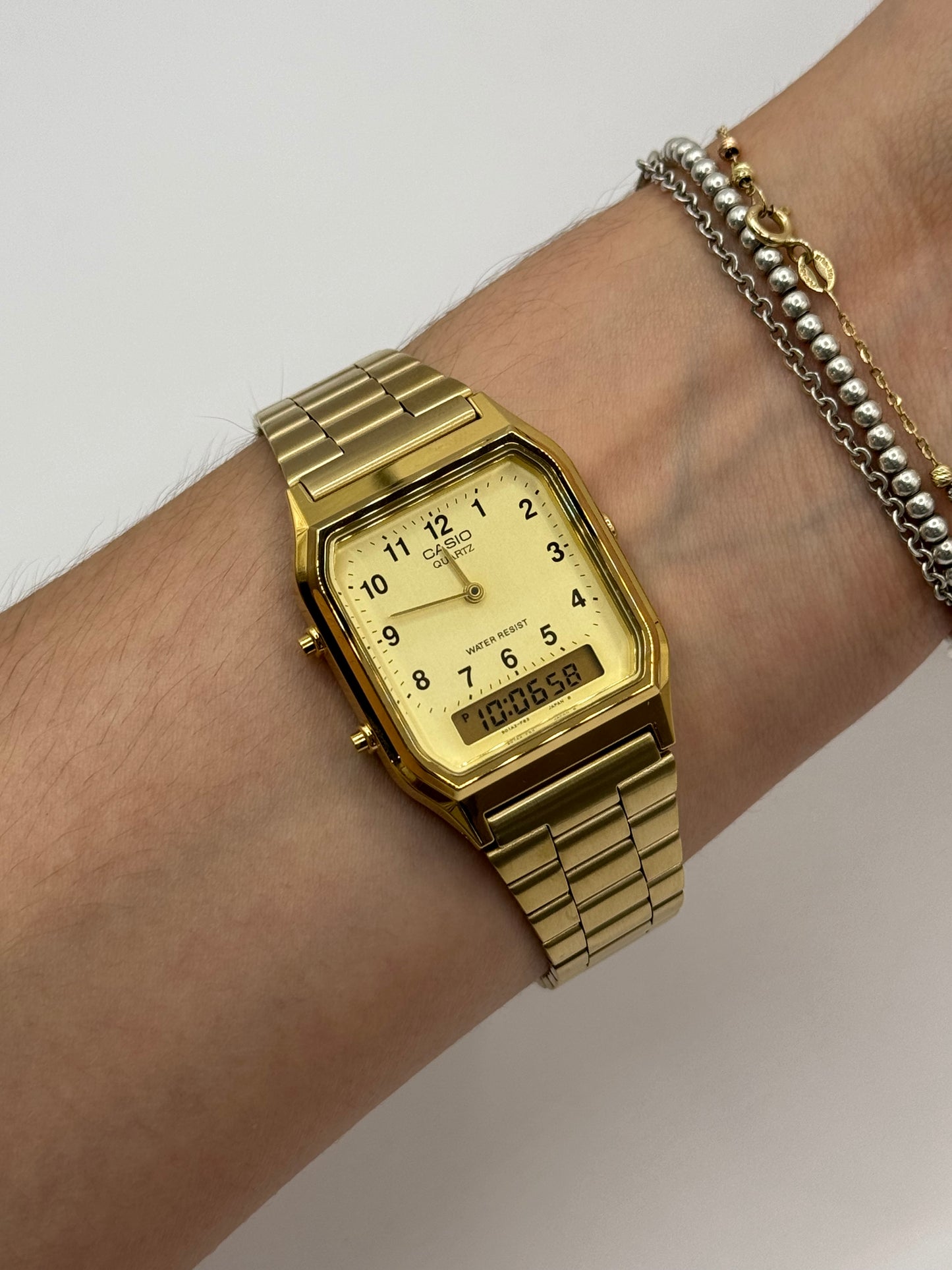 RELOJ CASIO AD DORADO