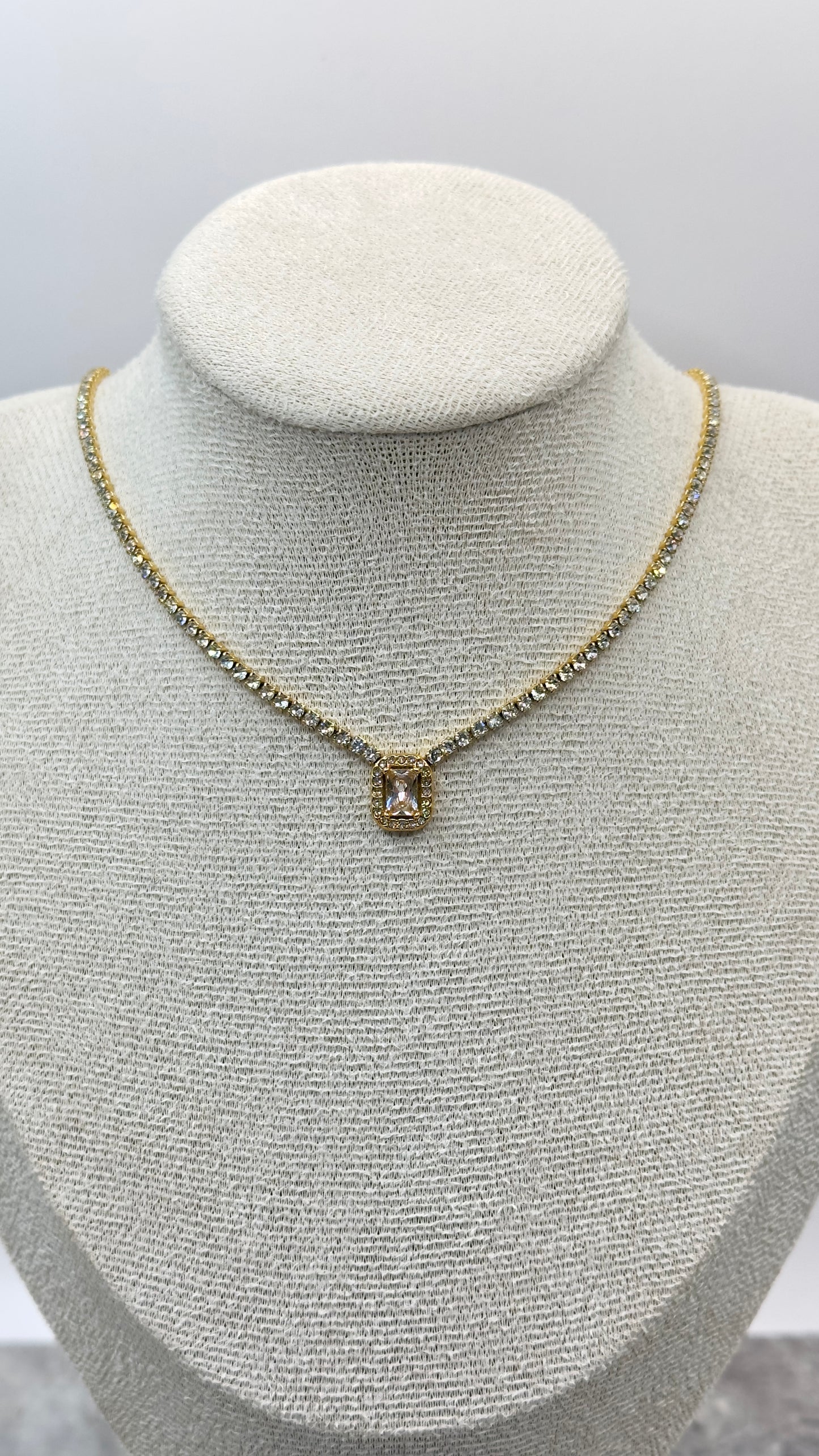 COLLAR PIEDRA ZIRCONIAS BRILLANTES