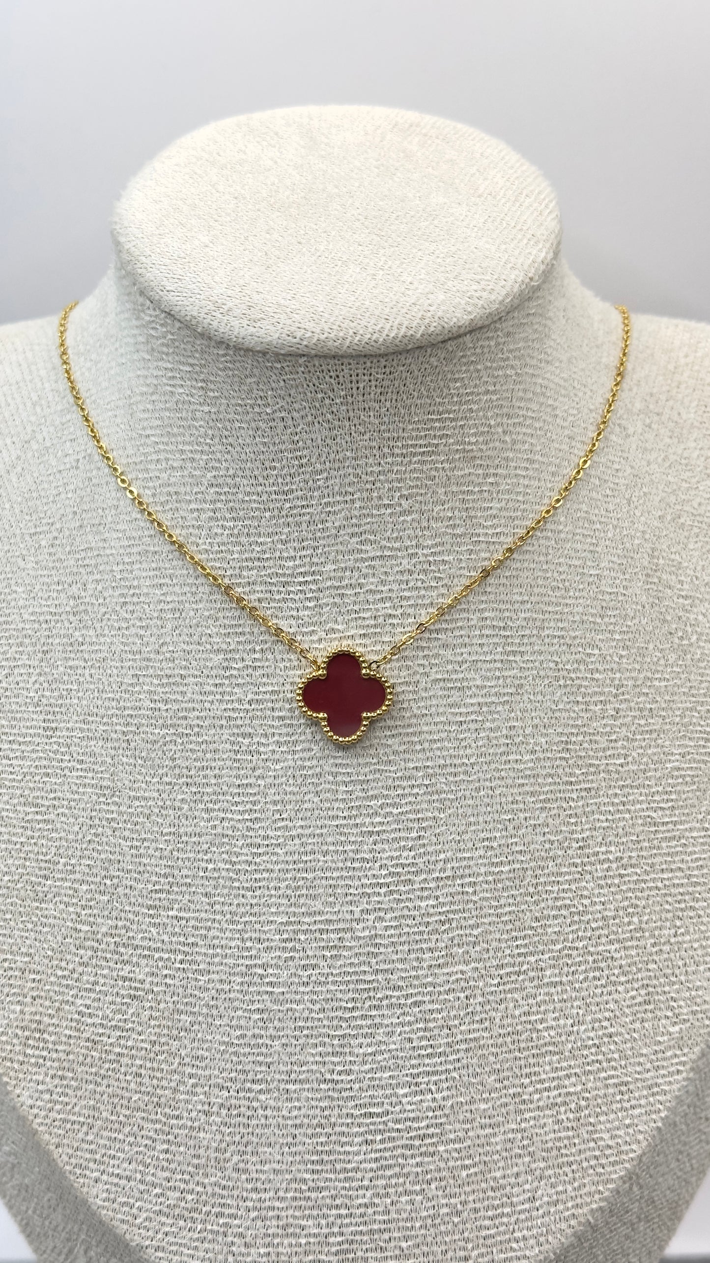 COLLAR TRÉBOL
