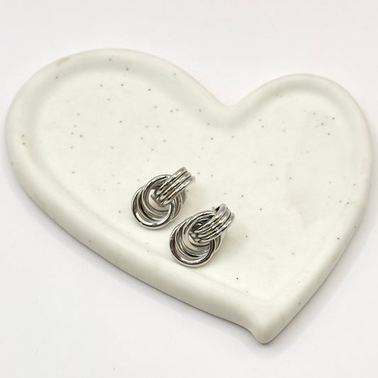 ARETE NUDO PLATEADO