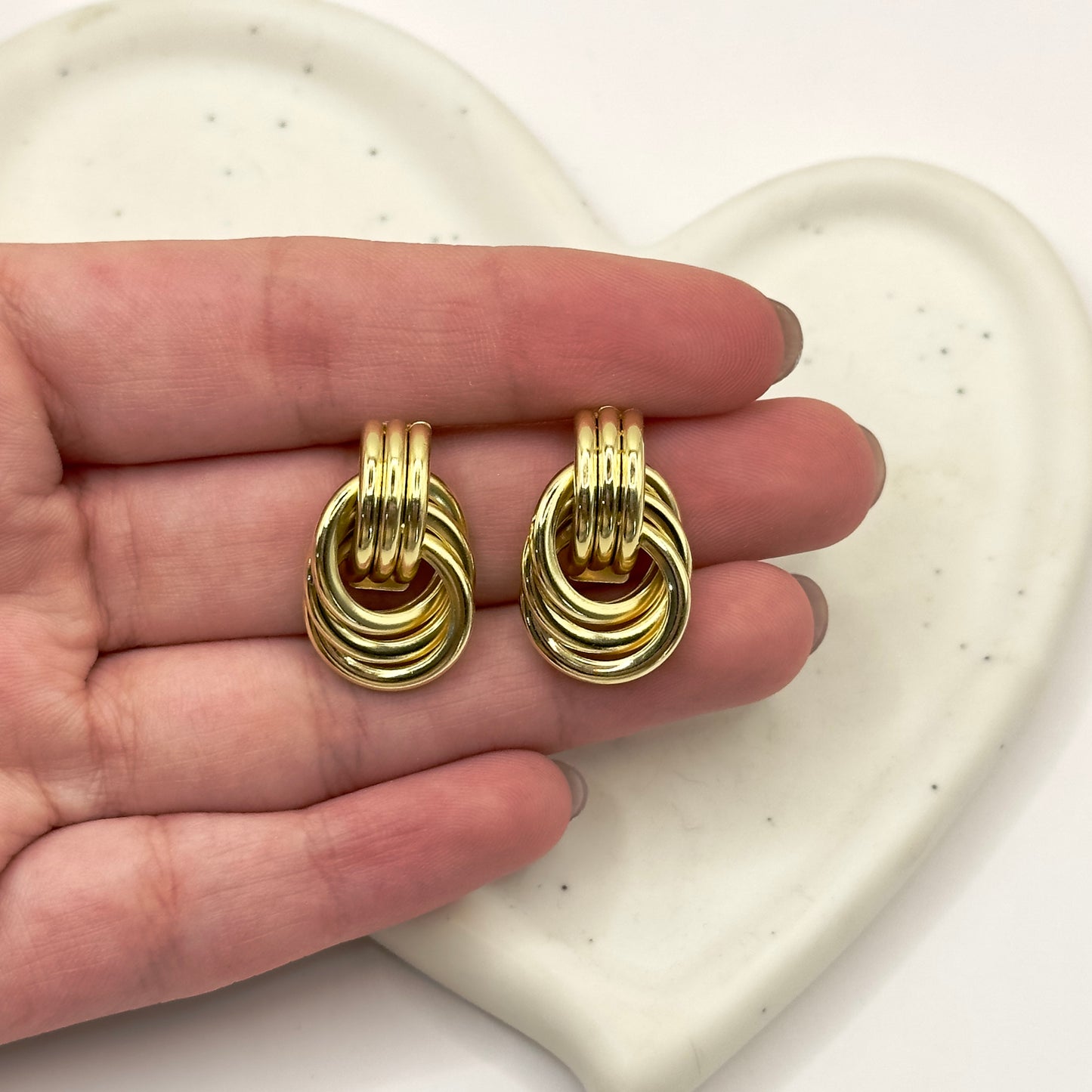 ARETE NUDO DORADO