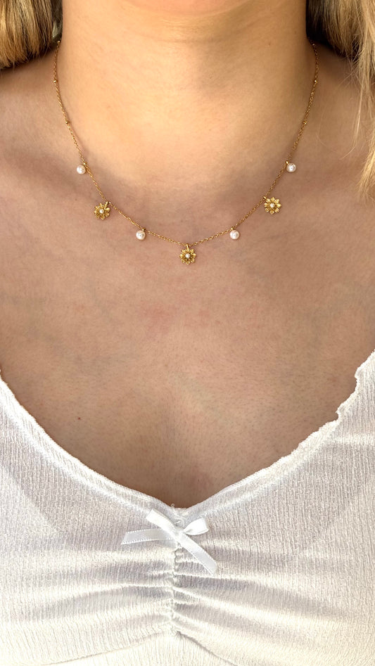 COLLAR MARGARITAS CON PERLAS