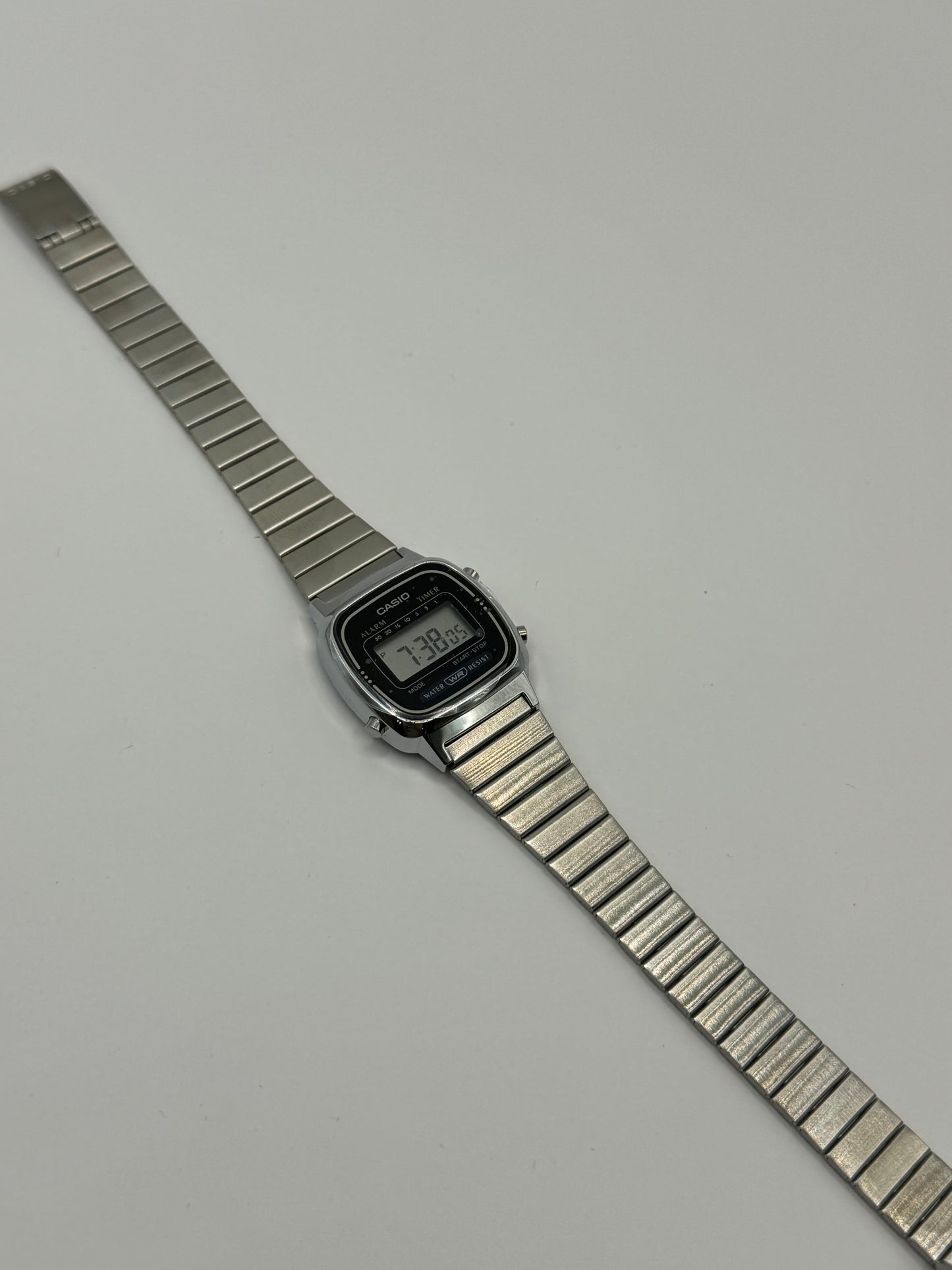 RELOJ CASIO MINI PLATEADO