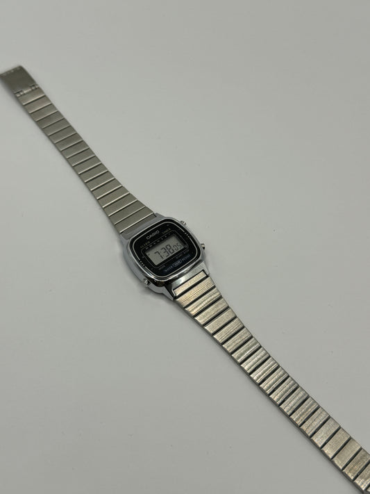 RELOJ CASIO MINI PLATEADO