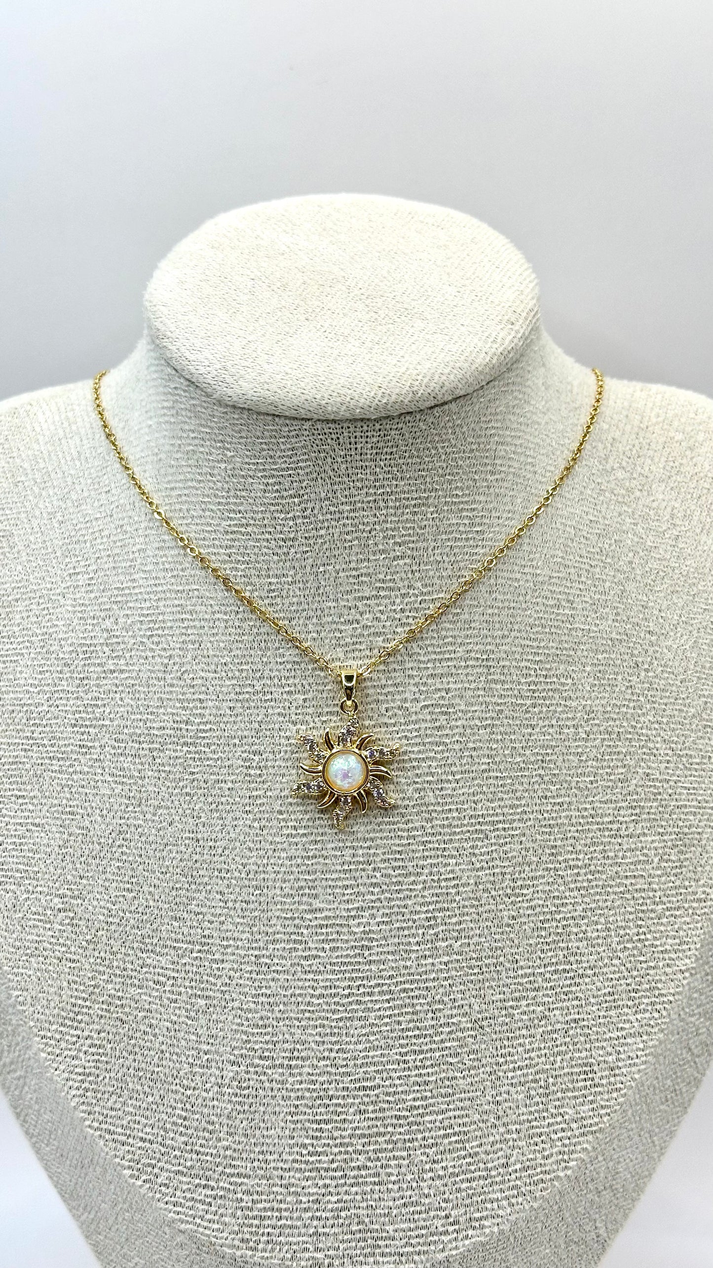 COLLAR DIJE SOL