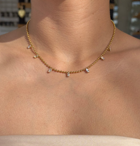 COLLAR BALINES CON BRILLOS COLGANTES