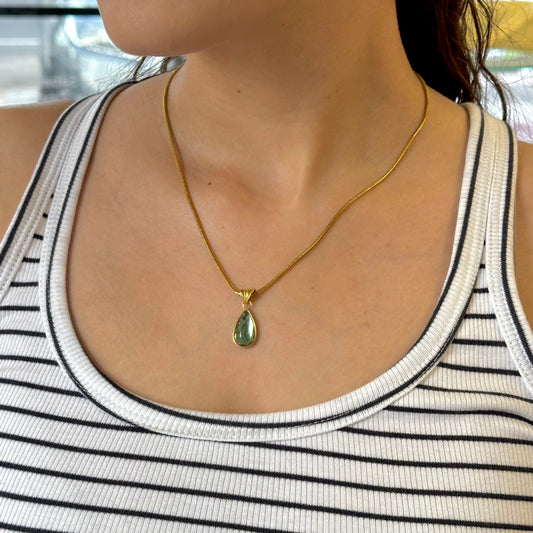 COLLAR GOTA VERDE