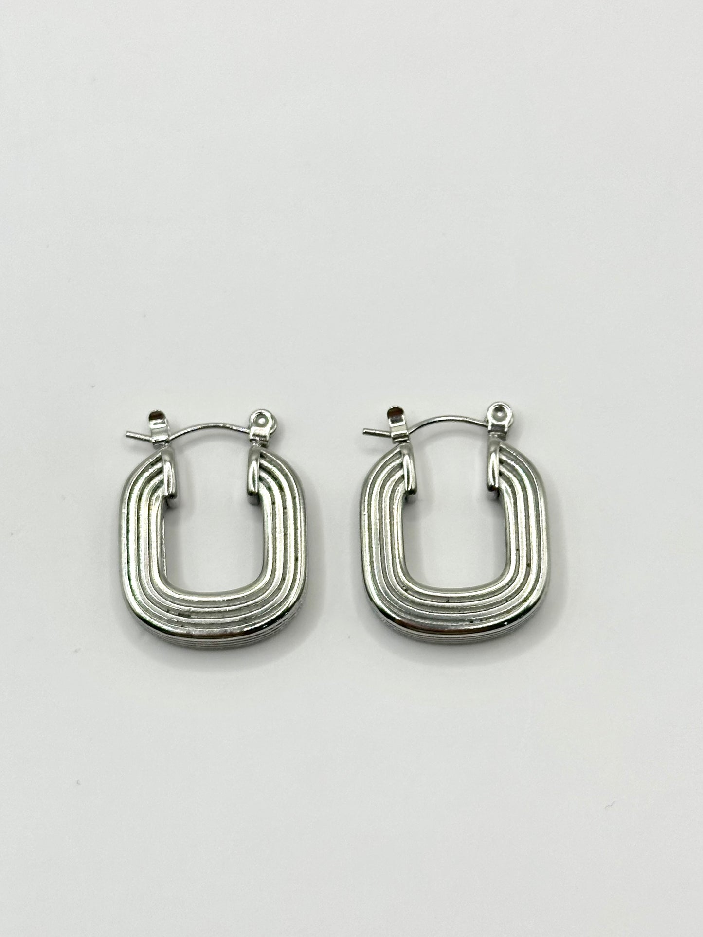 ARETE CUADRADO LINEAS