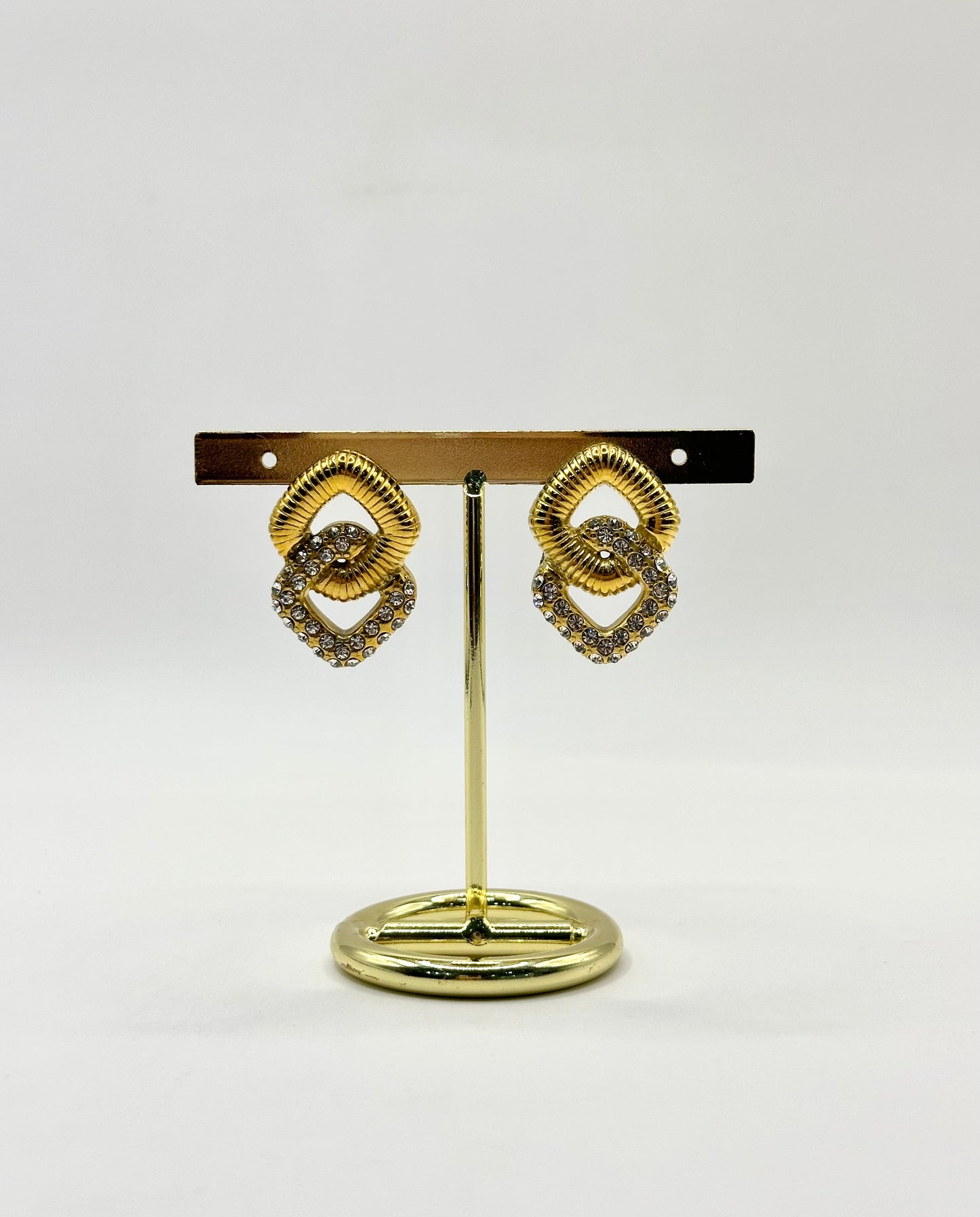 ARETE CRUZADO + BRILLOS