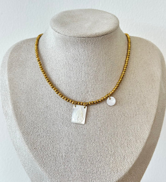 COLLAR BALINES VIRGEN APERLADA